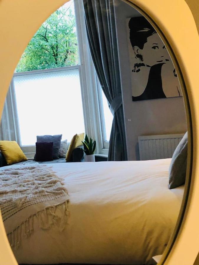 Canterbury Accommodations With Free Car Park Onsite And High Speed Wifi 외부 사진