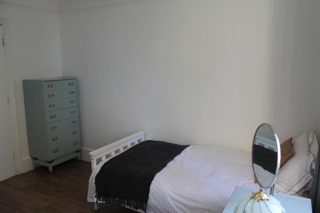 Canterbury Accommodations With Free Car Park Onsite And High Speed Wifi 외부 사진