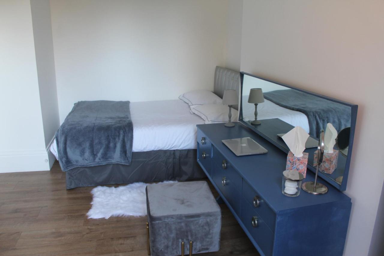 Canterbury Accommodations With Free Car Park Onsite And High Speed Wifi 외부 사진