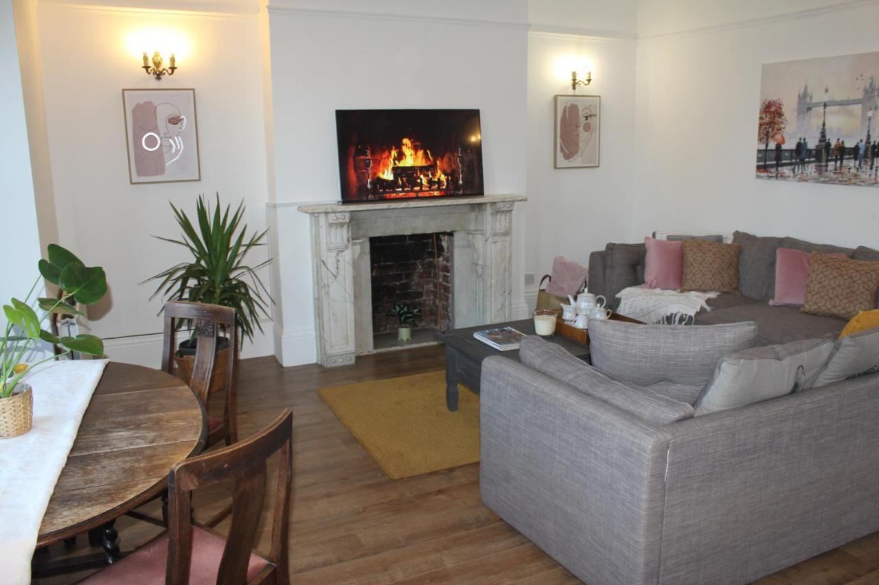 Canterbury Accommodations With Free Car Park Onsite And High Speed Wifi 외부 사진