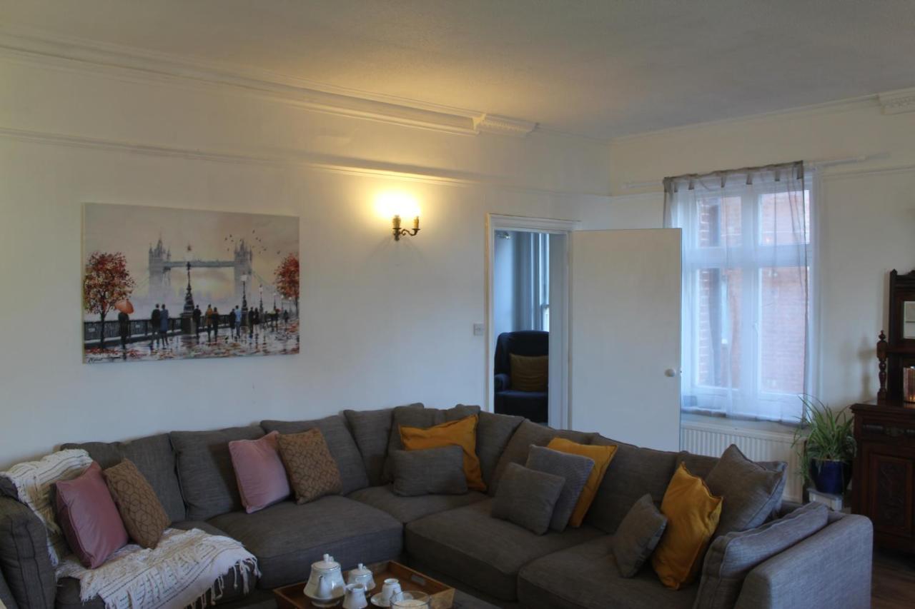 Canterbury Accommodations With Free Car Park Onsite And High Speed Wifi 외부 사진
