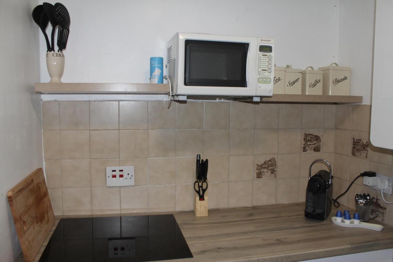 Canterbury Accommodations With Free Car Park Onsite And High Speed Wifi 외부 사진