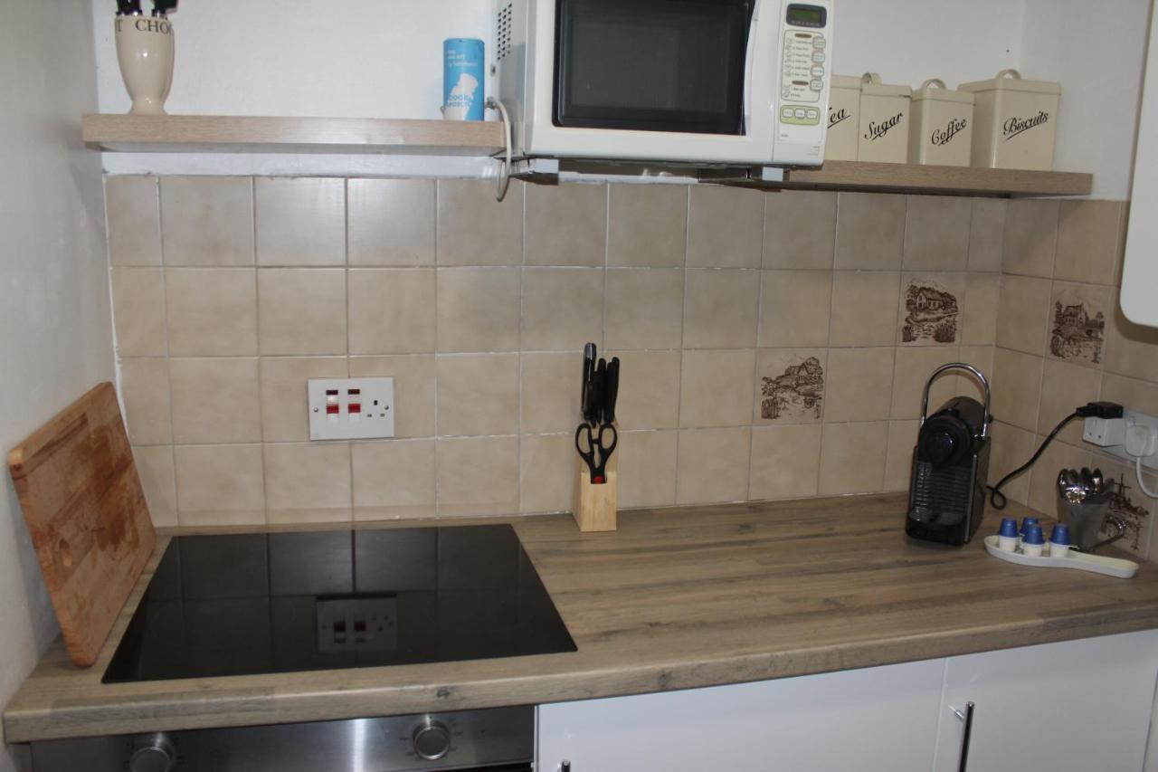 Canterbury Accommodations With Free Car Park Onsite And High Speed Wifi 외부 사진