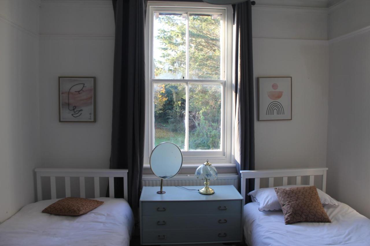 Canterbury Accommodations With Free Car Park Onsite And High Speed Wifi 외부 사진