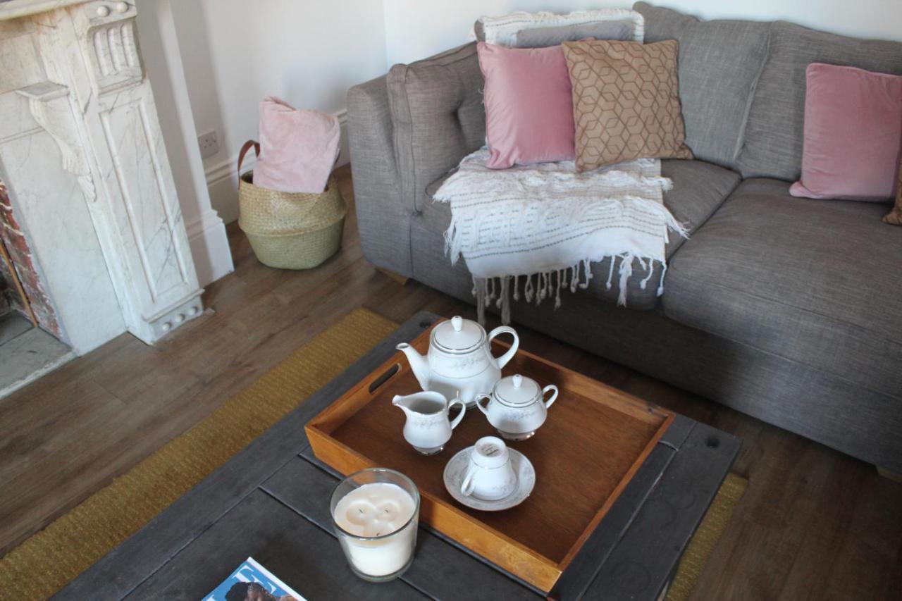 Canterbury Accommodations With Free Car Park Onsite And High Speed Wifi 외부 사진